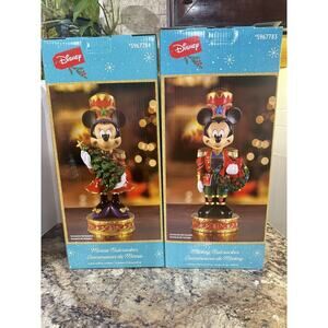 Disney 15-in Mickey and Minnie Mouse Nutcracker Decoration NIB